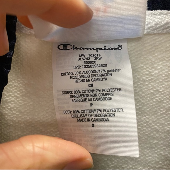 Champion Mixed Media Colourblock Pullover Sweater and Windbreaker - Picture 5 of 7